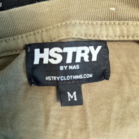 HSTRY Green Tee - Picture 3 of 3